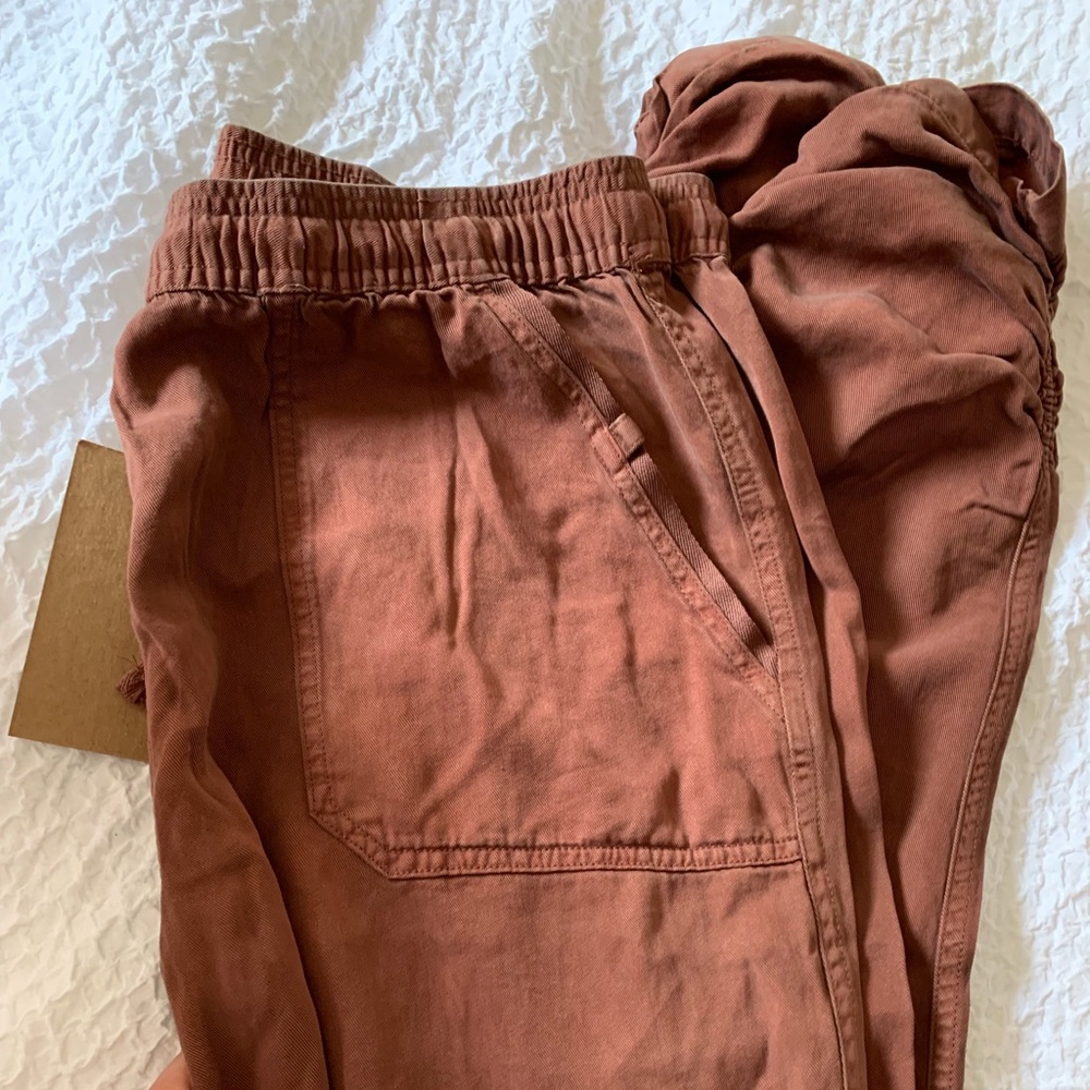 Best Seller💗Gorgeous denim wash joggers - Picture 7 of 10